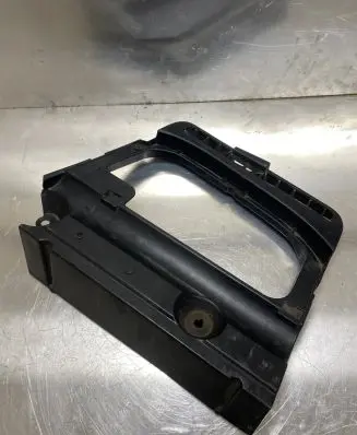 BMW 3 E46 Trunk/boot lower side trim panel 8232582