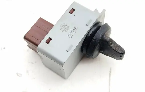Maserati Quattroporte Wing mirror switch 041C4