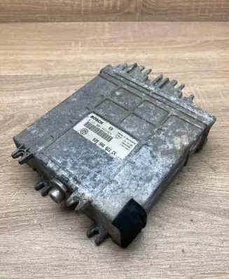 Volkswagen PASSAT B4 Engine control unit/module ECU 028906021CK 0281001423