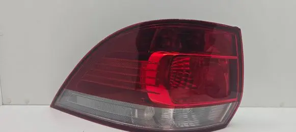 Volkswagen Golf V Rear/tail lights 1K9945095G