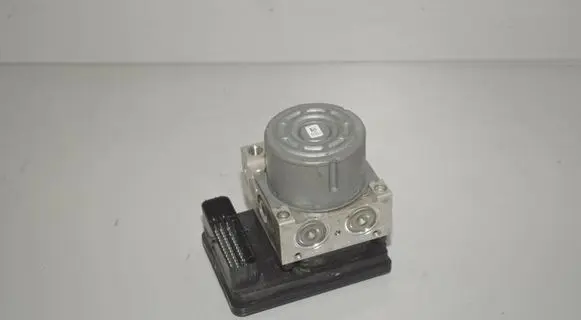 BMW i3 ABS Pump 6896137 5A374B5 34515A374B5