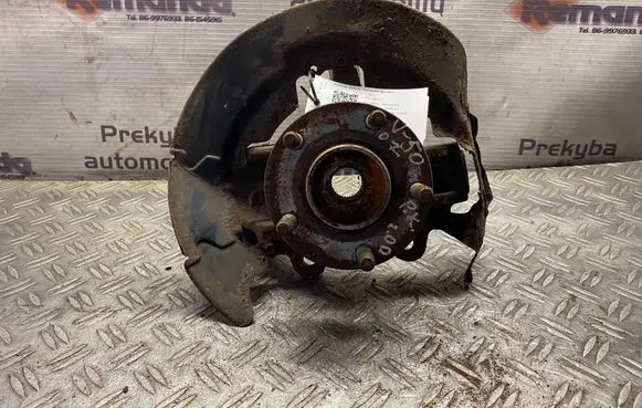 Volvo V50 Front wheel hub