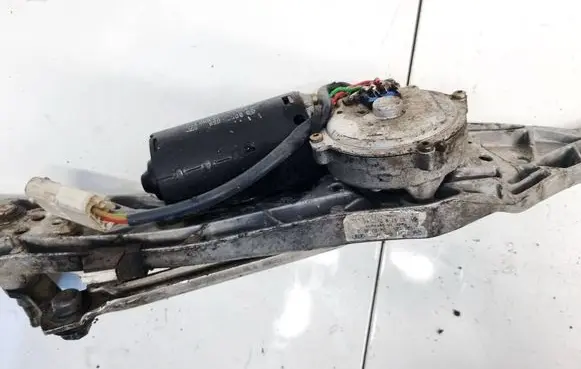 BMW 7 E38 Wiper motor