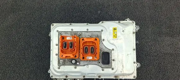 BMW i3 Voltage converter inverter 7623239 7588405 12527588405