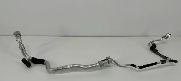 BMW 8 G15 Air conditioning (A/C) pipe/hose 9860588