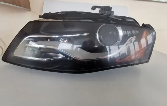 Audi A4 S4 B8 8K Headlight/headlamp 8K0941003R