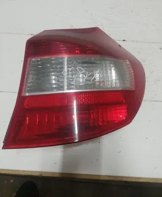 BMW 1 E81 E87 Tailgate rear/tail lights