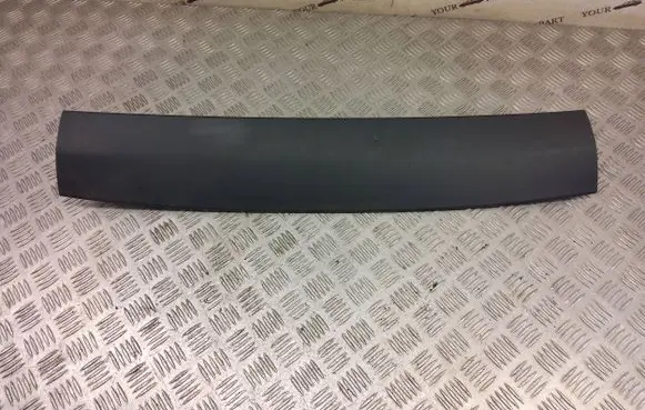 Opel Grandland X Tailgate/boot cover trim set 
