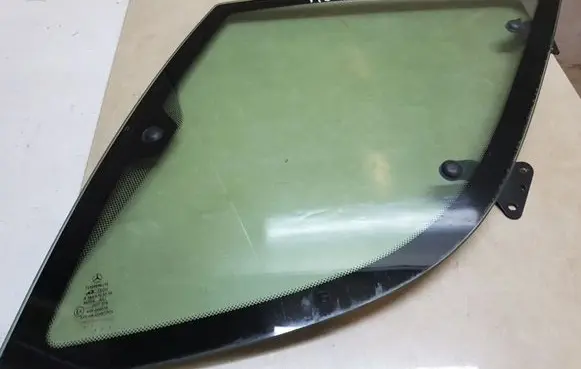Mercedes-Benz ML W163 Rear side window