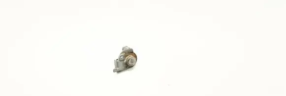 Mazda 3 I Front door lock (next to the handle) 