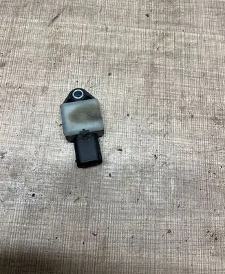 Mercedes-Benz B W245 Airbag deployment crash/impact sensor A1698202226 222627234073594