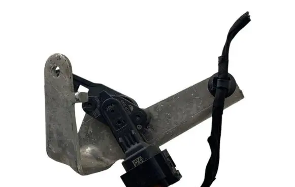 BMW X5 G05 Headlight/headlamp level sensor 6895467 37146895467