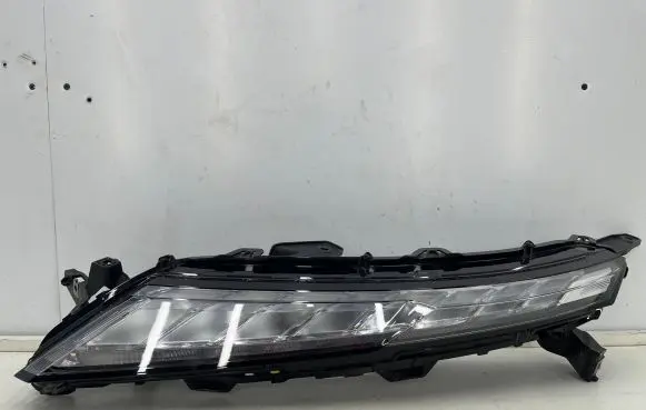 Mitsubishi Eclipse Cross Headlight/headlamp edm92205010