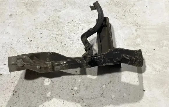 Volkswagen Golf VI Front subframe 1k0199295f