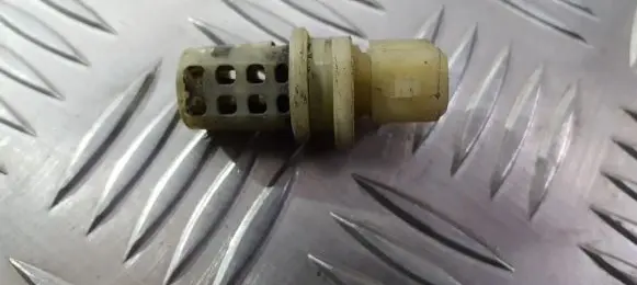 Coolant temperature sensor