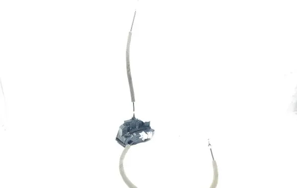 Renault Kadjar Front door lock P326