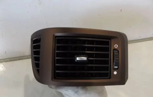Fiat Ducato Dashboard side air vent grill/cover trim 735656822