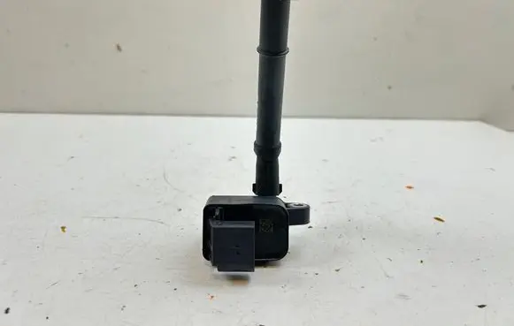 Mercedes-Benz CLA C117 X117 W117 High voltage ignition coil A2709060500