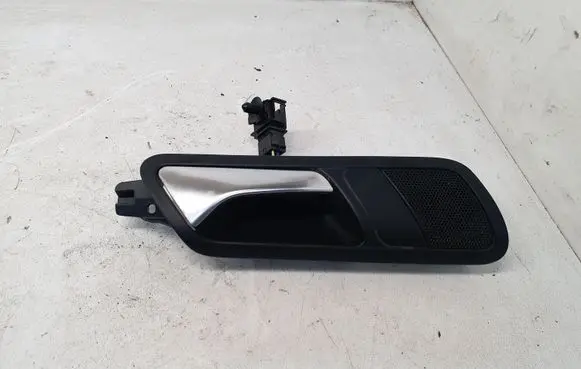 Volkswagen PASSAT B6 Rear door interior handle trim 3C4839114