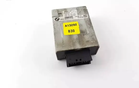 BMW 5 F10 F11 Steering rack control module 6872117 32436872117 0152560469