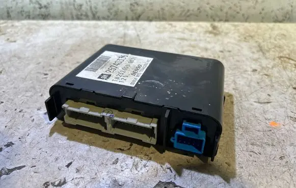 Cadillac CTS Comfort/convenience module 2324000031 25740336 TN2324000031