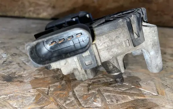 Alfa Romeo 159 Wiper motor 0390241915