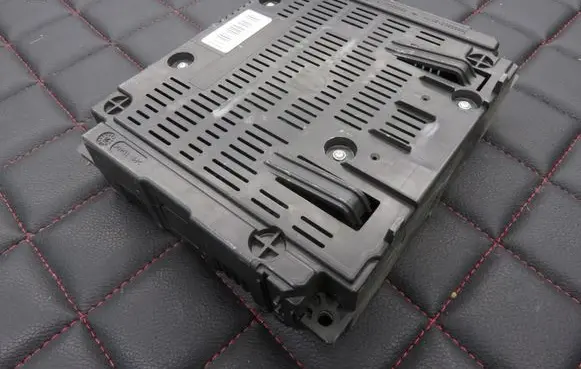 Fiat Grande Punto Bluetooth control unit module 51901253 10R030427 H2WCNTY11