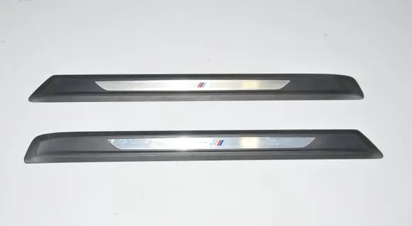 BMW M4 F82 F83 Other sill/pillar trim element 8063798 8063797