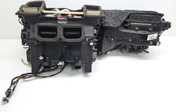 Mercedes-Benz E W212 Interior heater climate box assembly A2128302560