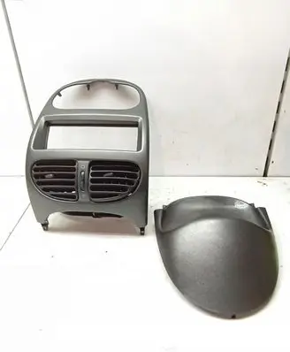 Peugeot 206 Radio/GPS head unit trim 