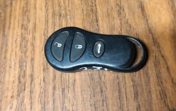 Chrysler Sebring (ST-22 - JR) Ignition key/card 04602261AB