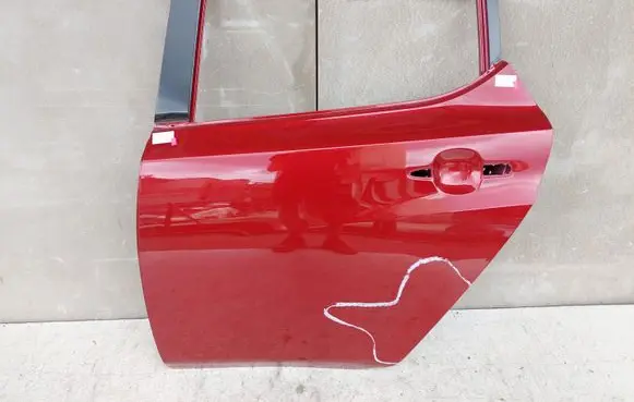 Nissan Leaf II (ZE1) Rear door 27020035