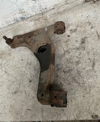 Opel Zafira B Front lower control arm/wishbone