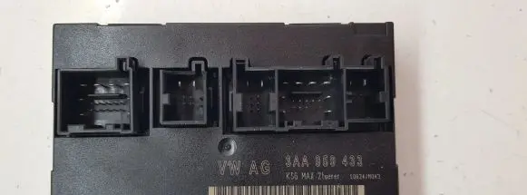 Volkswagen PASSAT B7 Comfort/convenience module 3AA959433