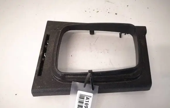 Volkswagen PASSAT B3 Other interior part 357863209A