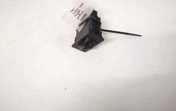 Toyota Corolla Verso AR10 Headlight level height control switch