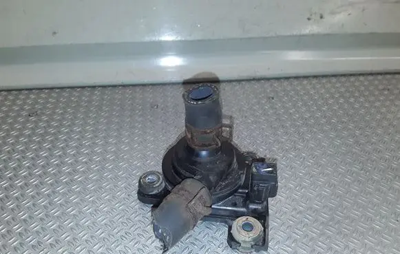 Toyota Prius (XW20) Electric auxiliary coolant/water pump 