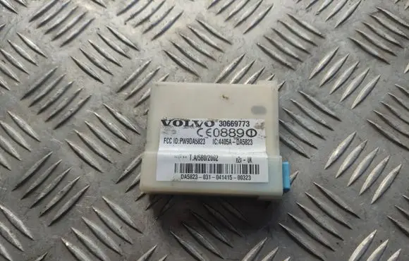 Volvo XC90 Alarm control unit/module 30669773 PW9DA5823 4405ADA5823