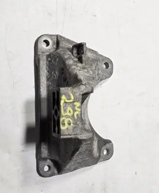 BMW 5 F10 F11 Gearbox mounting bracket 6781229