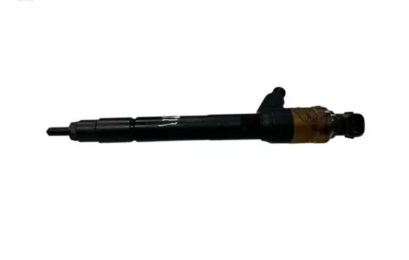 Fuel injector