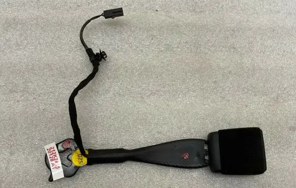 Skoda Superb B8 (3V) Front seatbelt buckle 3V0857755A