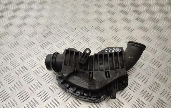 Mercedes-Benz E W212 Intake resonator A6421402787