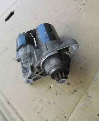 Audi A2 Starter motor 0001120400