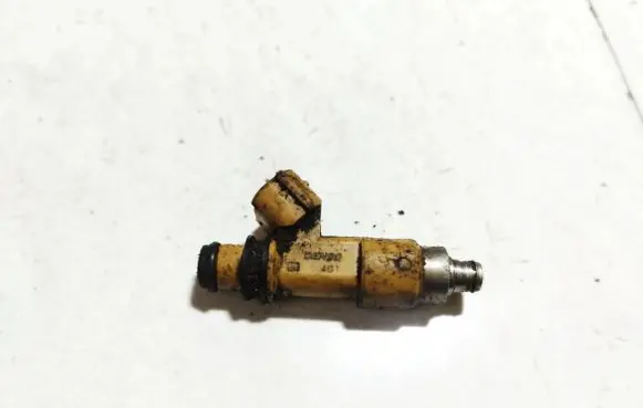 Subaru Outback Fuel injector 009042706