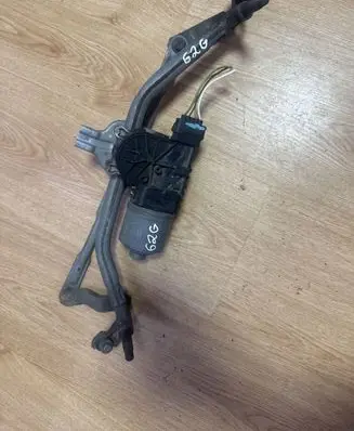 Peugeot 207 Front wiper linkage and motor 3397020769 9650380780 0390241540