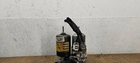 Toyota Prius (XW30) ABS Pump 4707047050 10102104