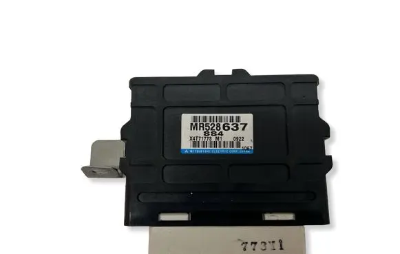 Mitsubishi Pajero Gearbox control unit/module MR528637