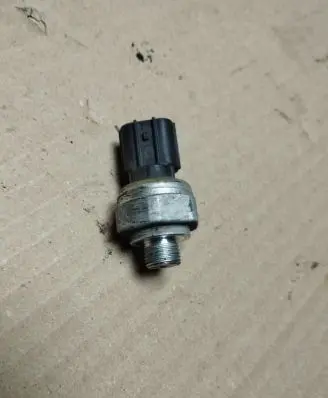 Air conditioning (A/C) pressure sensor