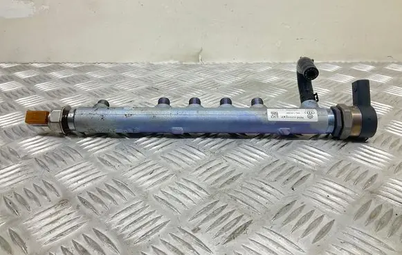 Audi TT TTS Mk2 Fuel pressure regulator 03L130089 03L906051 057130764H