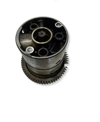 Mercedes-Benz E W212 Oil pump 6511811101